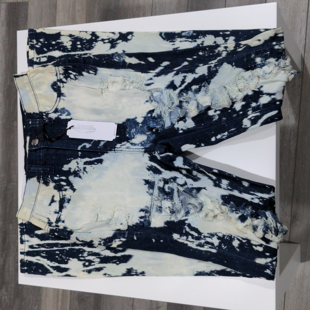 Box of Aphrodite & Crave Fame Pants 7 B-2